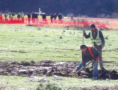 Τεπελένι: Τσάμηδες προσπάθησαν να εμποδίσουν τις εκταφές Ελλήνων στρατιωτών του '40 (φωτό)